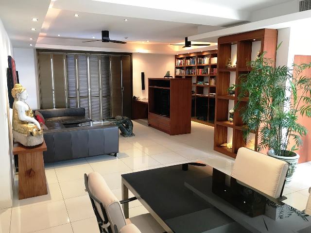 Royal Cliff Darden: 3 Bedrooms Condo for sale in Pratamnak Hill  ฿25,500,000